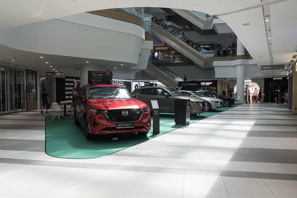 Mazda Singapore draws crowds into the east!
