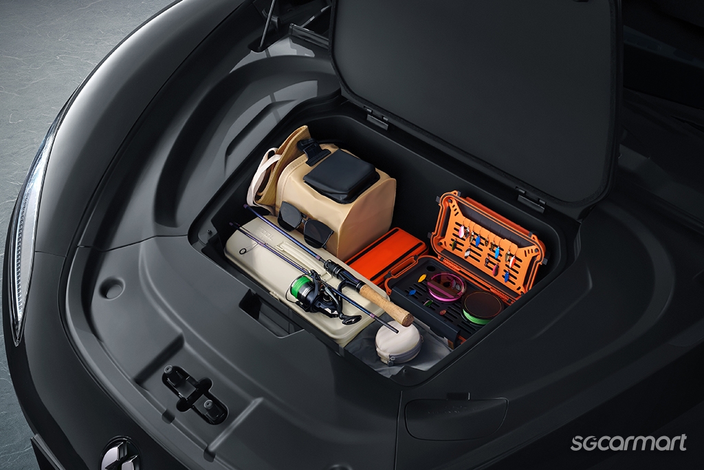 DENZA Z9 GT First Drive Review - Sgcarmart