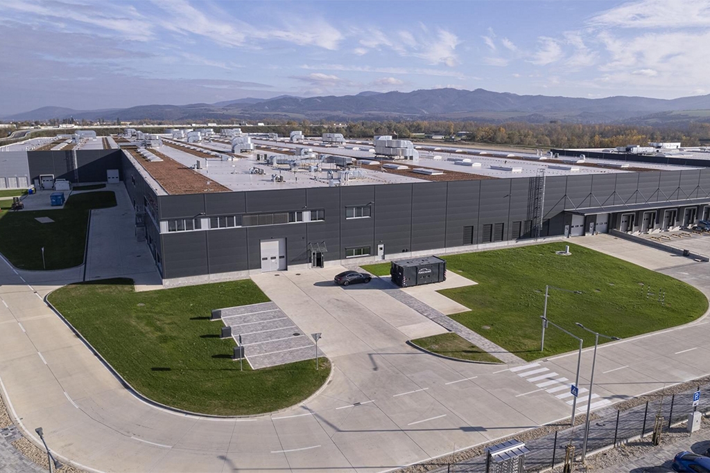 Batteries for new Porsche Cayenne to be produced in-house