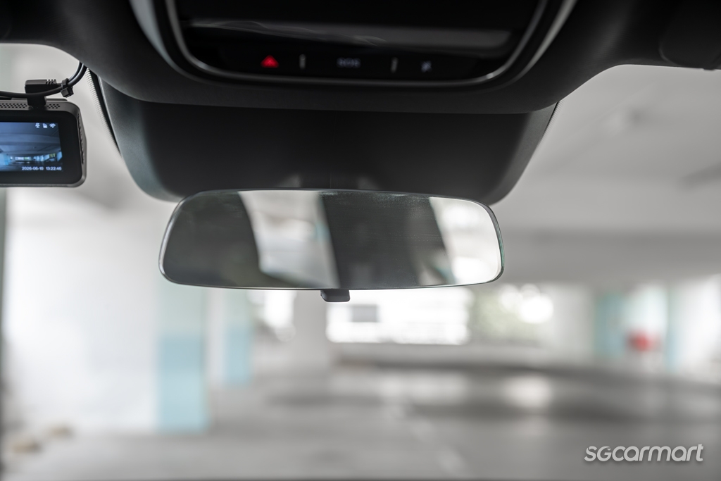 XPENG G6 Air rearview mirror detail