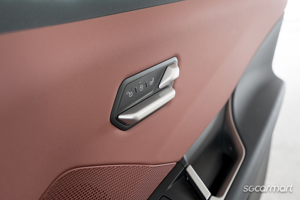 Gallery image 66