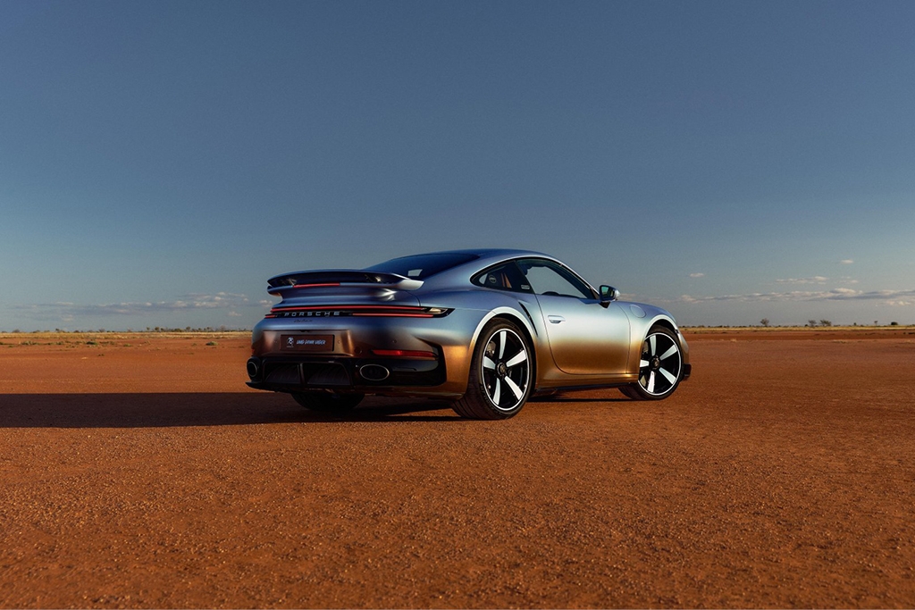 This 911 Turbo S hides an Australian sunset in its paint