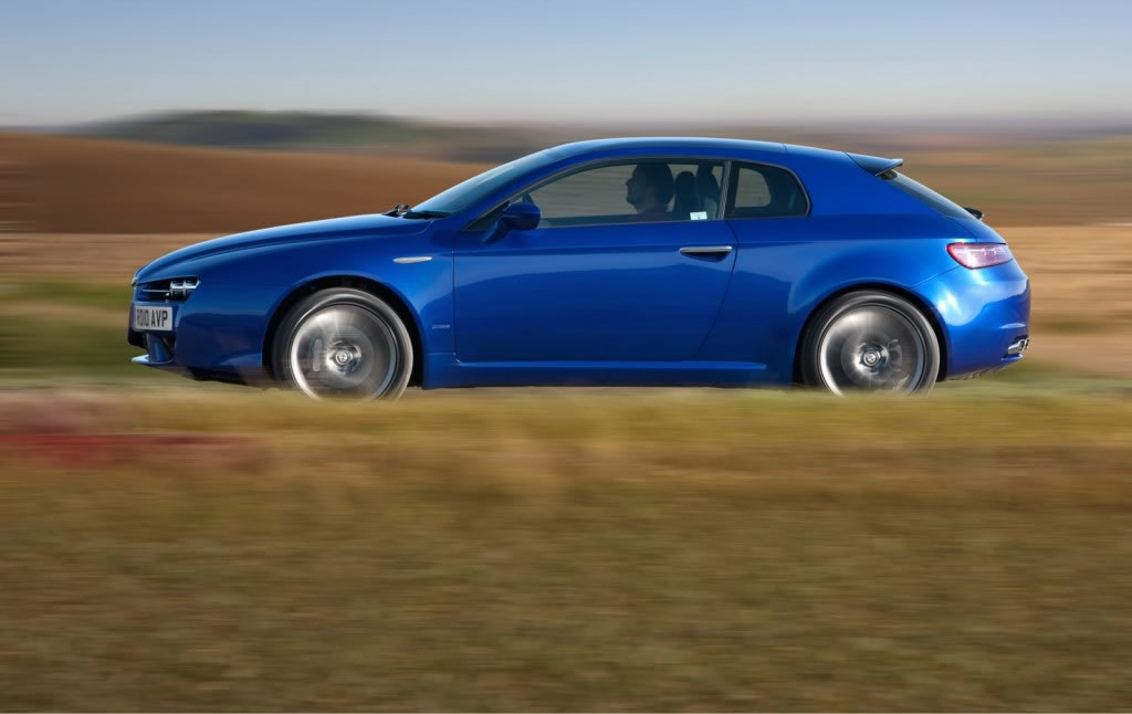 Alfa Romeo Brera Italia Independent editions with new turbo engines