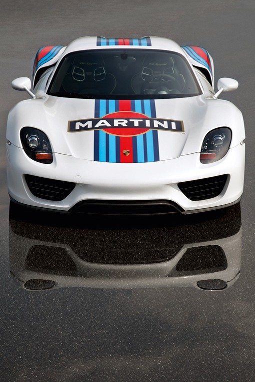 Porsche releases prototype 918 in Martini livery - Sgcarmart