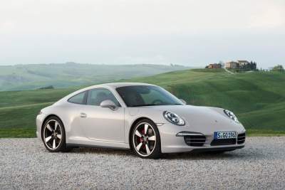 Porsche commemorates 50 years of 911 with limited edition model