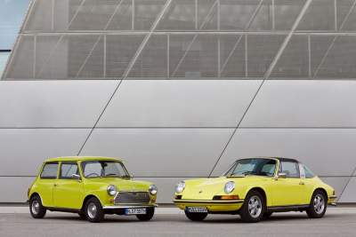 The classic Mini congratulates the Porsche 911 on its 50th birthday