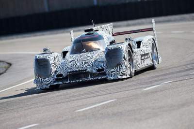 First test drives of Porsche LMP1 race car