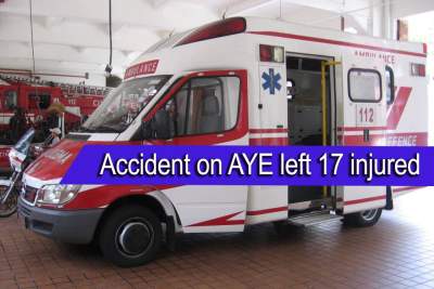 17 people injured in accident involving a lorry on the AYE