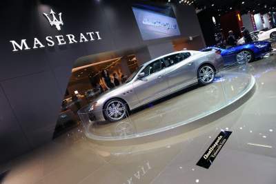 Maserati unveils diesel powered Quattroporte at Frankfurt