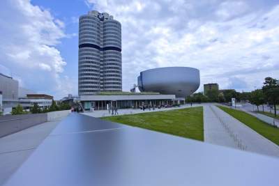 The biggest 'four-cylinder' in the world turns 40