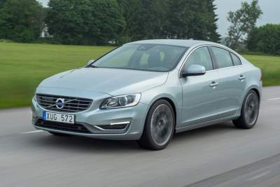 Volvo gets 'superior' rating in new test of front crash prevention systems