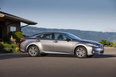 2014 Lexus ES350 continues its segment-shaping ways