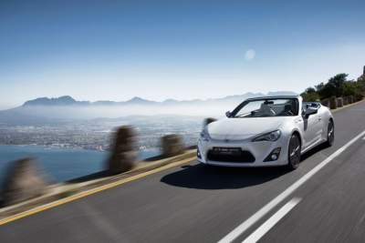 Toyota puts GT86 convertible on hold