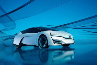 Honda unveils fuel cell concept with 482km range