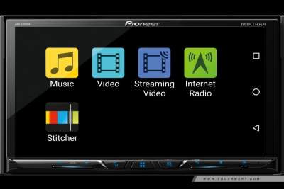 The Pioneer AVH-Z5050BT transforms any vehicle into a smartphone accessory