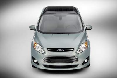 Ford C-Max Solar Energi Concept gives us a glimpse of a clean vehicle future