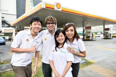 Glenn Ong and Jean Danker battle it out to be fuel efficient