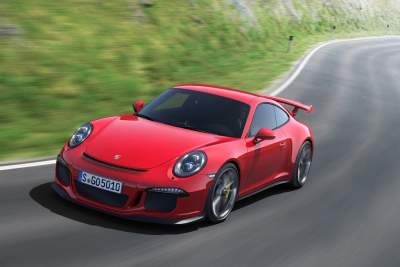 Porsche has announced to replace engines in all 991 GT3's