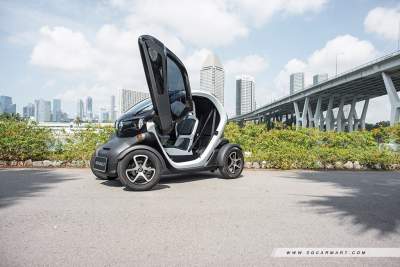 Renault Twizy electrifies urban commute in Singapore