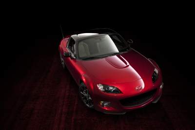 Mazda will unveil the 25th Anniversary Edition MX-5 at the New York Motor Show