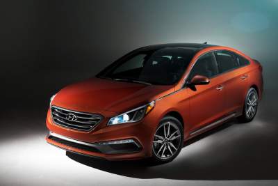 Hyundai unveils refined 2015 Sonata in New York