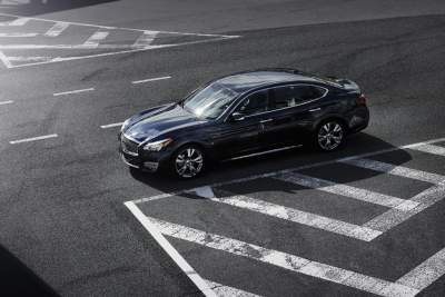 The Q70's new looks underscore the prestige of the performance sedan