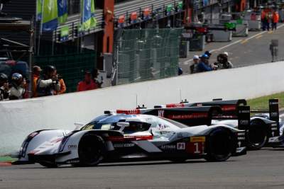 Audi R18 e-tron quattro with complex electronics architecture