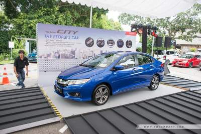Honda launches its new compact sedan