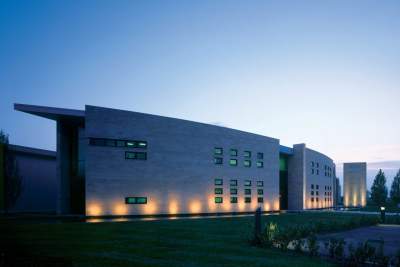 Aston Martin to expand and enhance its HQ and manufacturing facilities