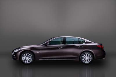 Extended wheelbase for Infiniti Q50 offers greater passenger comfort