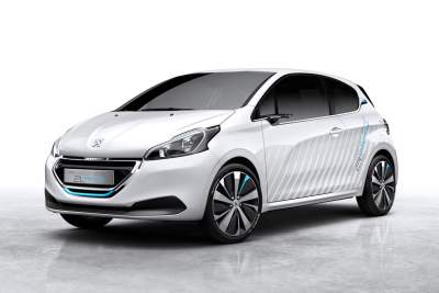 Peugeot's 208 HYbrid Air 2L Demonstrator returns 59.9km/L