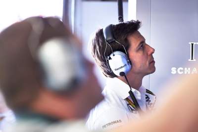 FIA has imposed restrictions to team messages delivered to drivers