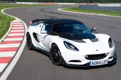 The new Lotus Elise S Cup is a toy for enthusiasts both on and off the track