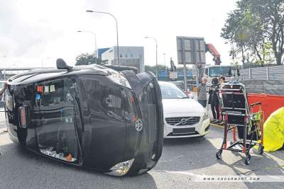Senseless things drivers in Singapore do that has a disastrous effect