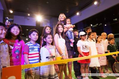 Maria Sharapova teams up with Porsche for charity