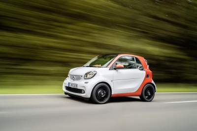 Smart introduces its new fortwo and forfour city cars