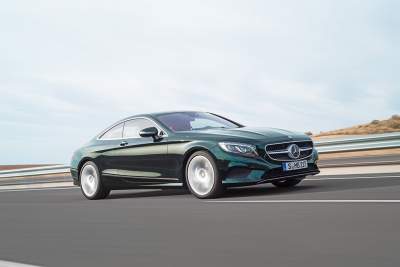 Mercedes-Benz posts its best ever October sales figure