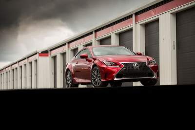 12 Toyota cars awarded with IIHS honours