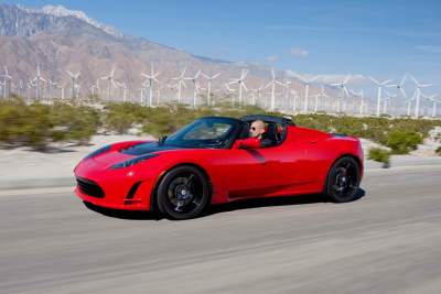 Tesla Roadster receives new upgrades