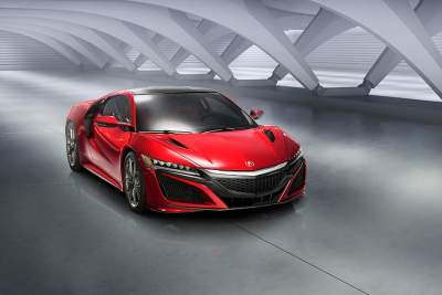 Acura takes the wraps off its new NSX