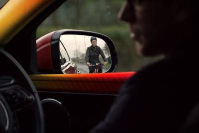 Jaguar Land Rover unveils its 'Bike Sense' research