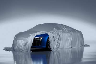 The new Audi R8's laser head lights revealed