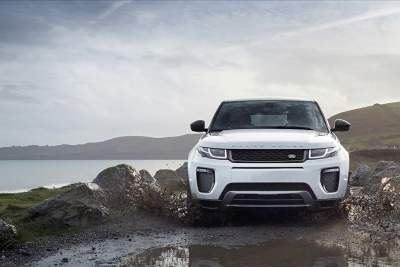 Updated Range Rover Evoque to make its world debut in Geneva