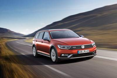 Volkswagen introduces new Passat Alltrack at the Geneva Motor Show
