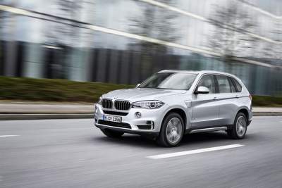 BMW puts plug-in hybrid technology in the X5