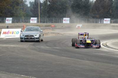 Daniel Ricciardo is the first to sample new Grand Prix venue in Mexico