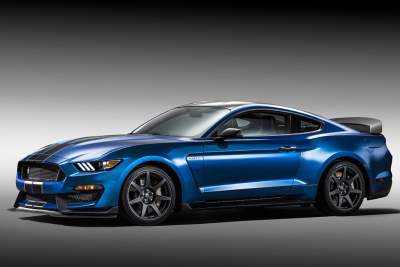 First 2016 Ford Shelby GT350R rolls off the line in Flat Rock