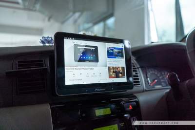 Pioneer's SDA-835TAB / SPH-T20BT is the perfect companion for today's drivers