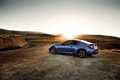 2016 Subaru BRZ gets news touchscreen at a lower price