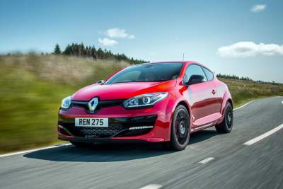 Renault unveils two new Megane Renaultsport versions for 2016 model year